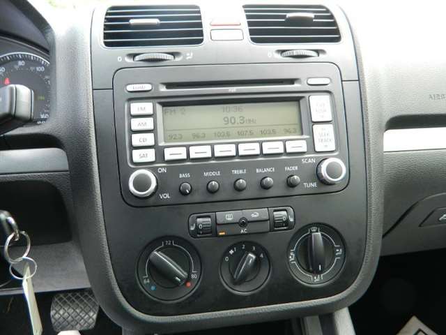 2009 Volkswagen Jetta Wolfsburg Edition 4dr Sedan 6A